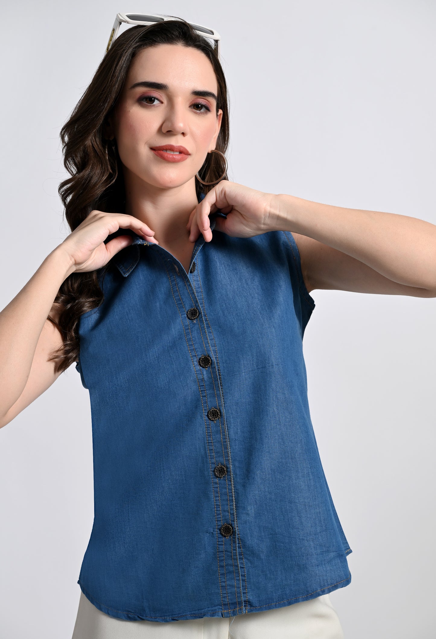Women's Sleeveless Denim Button Down Cotton Top